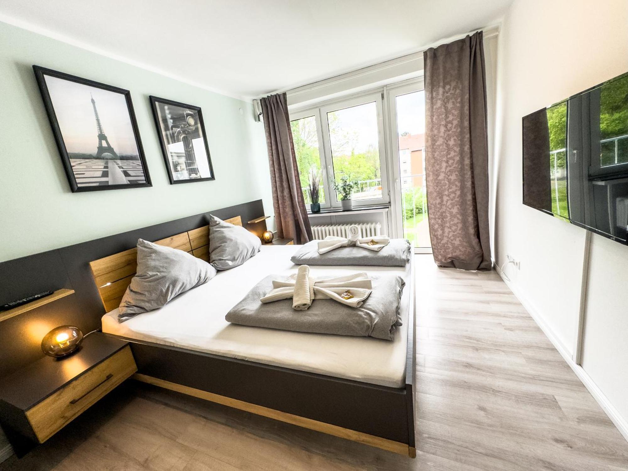 Apartment Fuer 3 Gaeste Mit Kostenlosen Parkplaetzen Und Lift Hannover Bagian luar foto